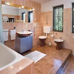 Doris With Private Pool And Large Garden * Nova Vas (Porec)