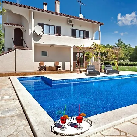 Doris With Private Pool And Large Garden * Nova Vas (Porec)