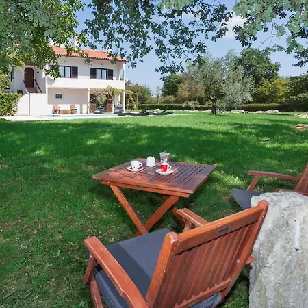 Doris With Private Pool And Large Garden Διαμέρισμα Nova Vas (Porec)